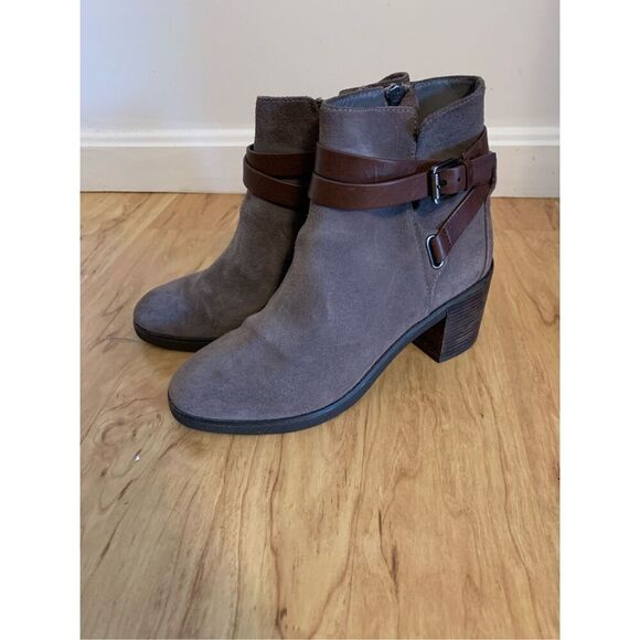 Brown Michael Kors boots size 7.5 - Picture 1 of 4